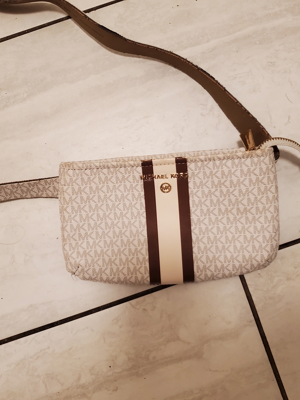 Michael Kors Beige Signature Stripe Crossbody Belt Bag Fanny pack L/XL